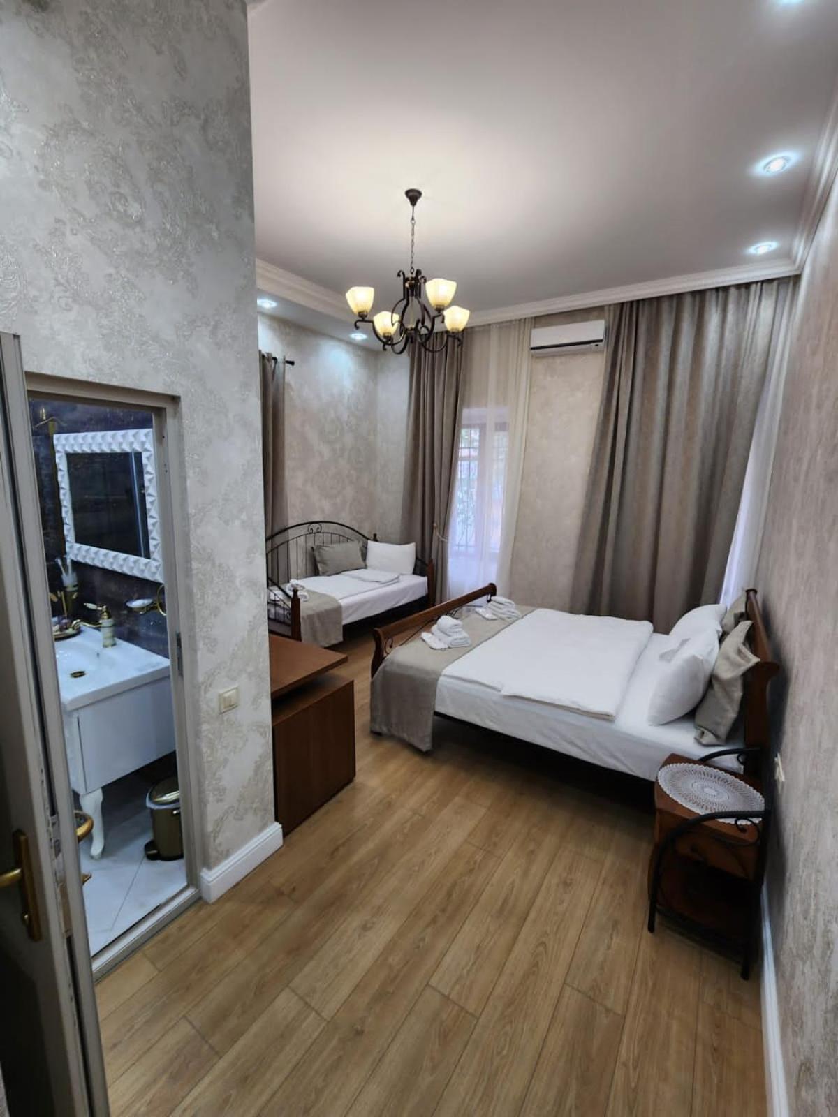 Marita Hotel Tbilissi Extérieur photo